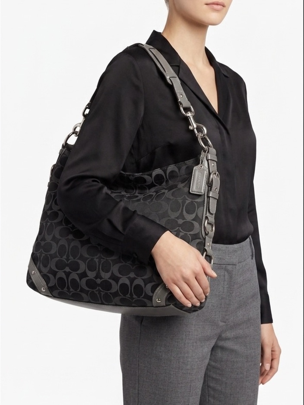 Coach Rare Largest Carly Hobo Bag J0926-F13981